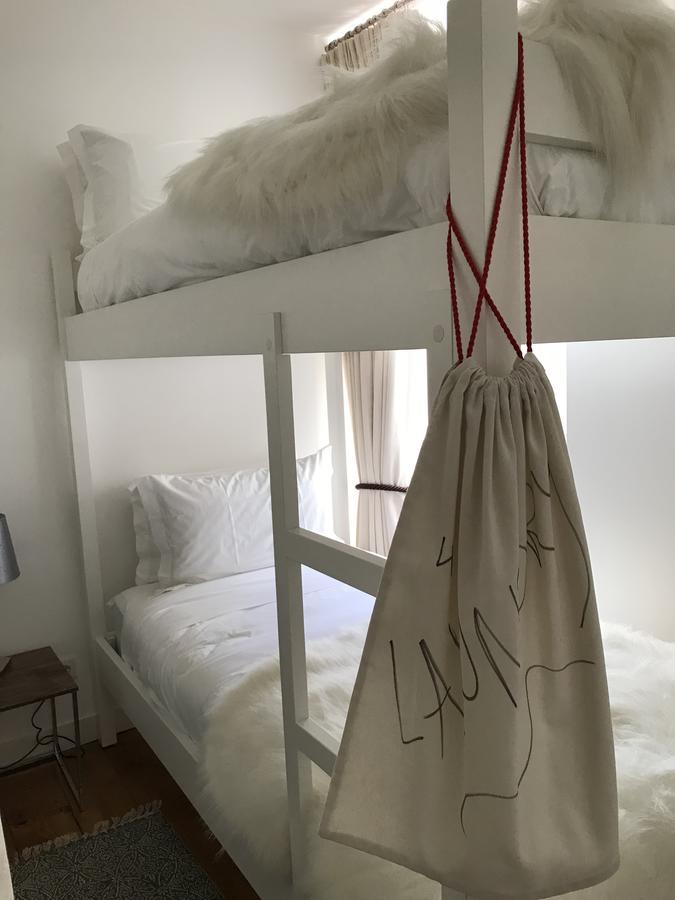 Lucky'S Guesthouse São João do Estoril Bagian luar foto