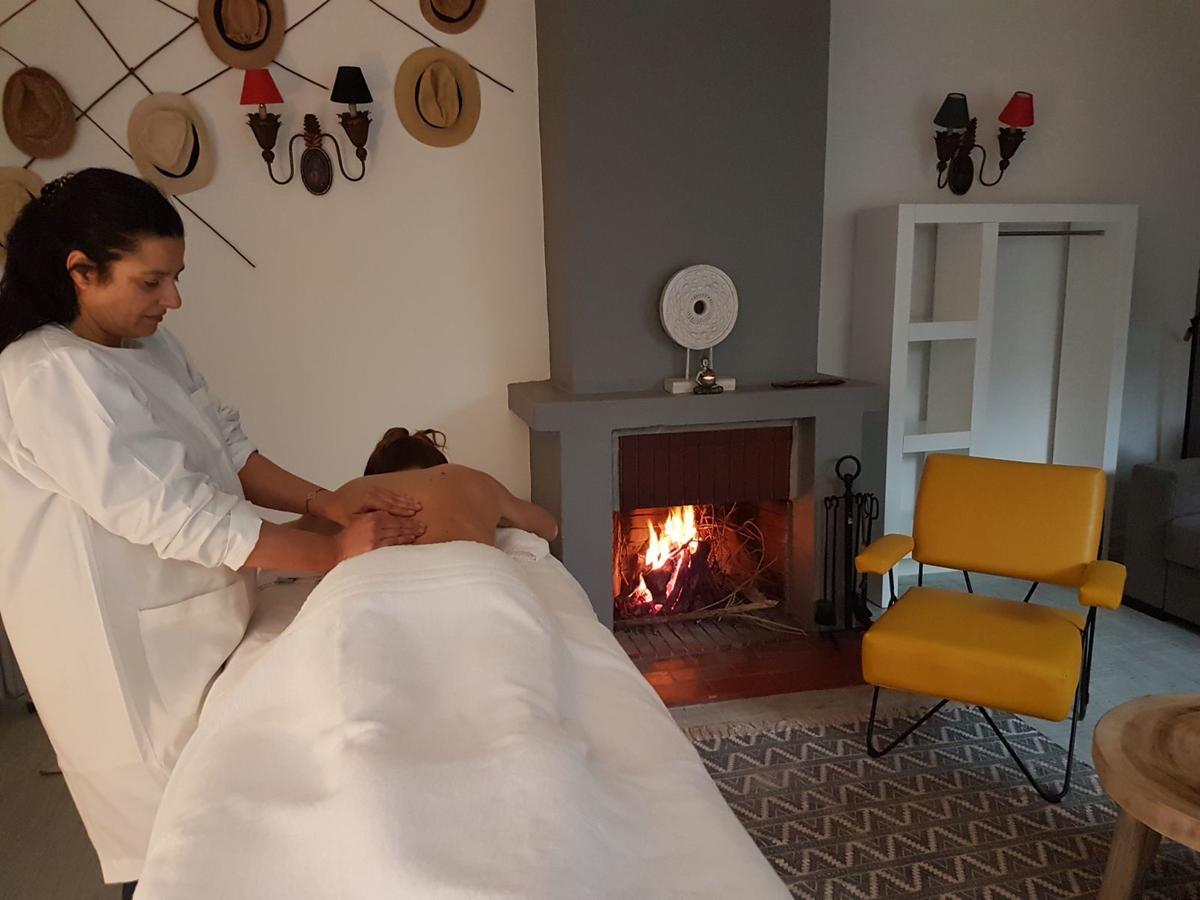 Lucky'S Guesthouse São João do Estoril Bagian luar foto